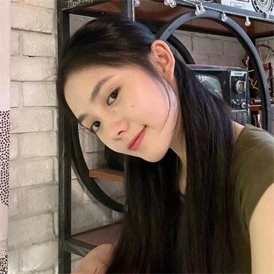 隔壁的吸血鬼美眉